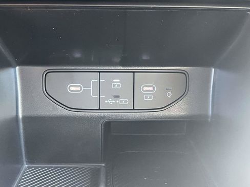 Used 2025 Kia Sorento EX FWD image 29