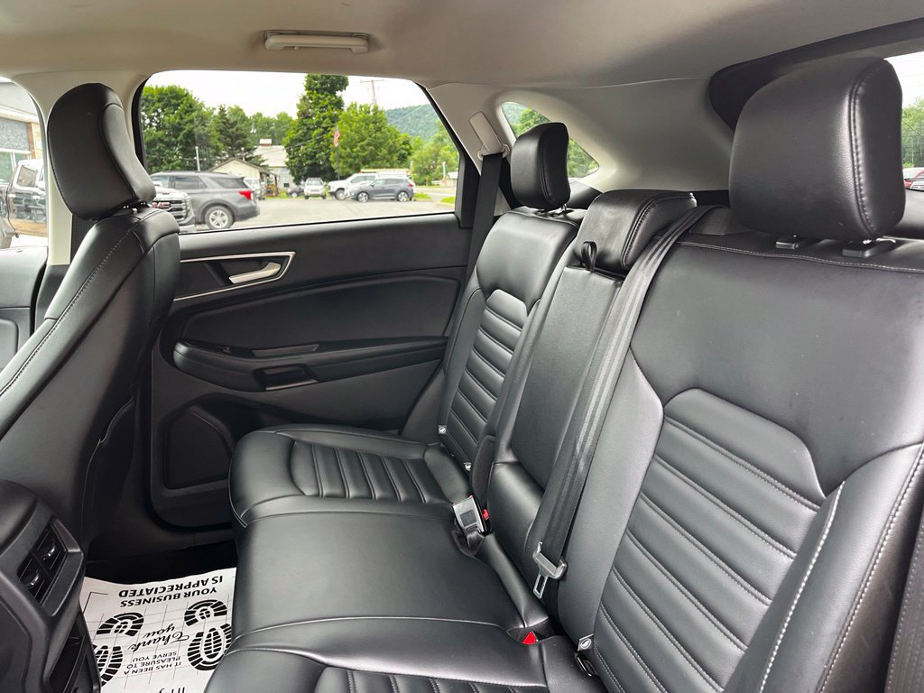Used 2024 Ford Edge SEL AWD/4WD image 25