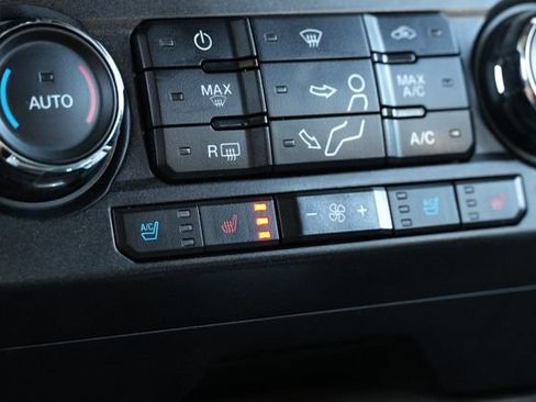 Used 2017 Ford F250 Lariat w/ Chrome Package AWD/4WD image 41