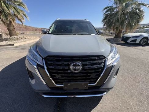 Used 2023 Nissan Kicks SV FWD image 8