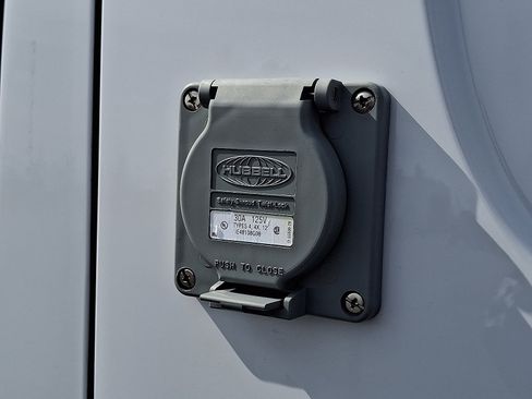 Used 2024 Mercedes-Benz Sprinter 144 Cargo image 13