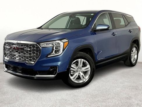 Used 2024 GMC Terrain SLE image 15
