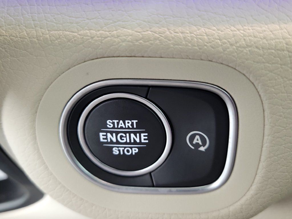 Used 2021 Mercedes-Benz GLE 350 4MATIC image 33