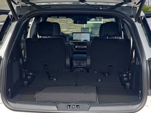 New 2026 Ford Explorer ST-Line AWD/4WD image 14