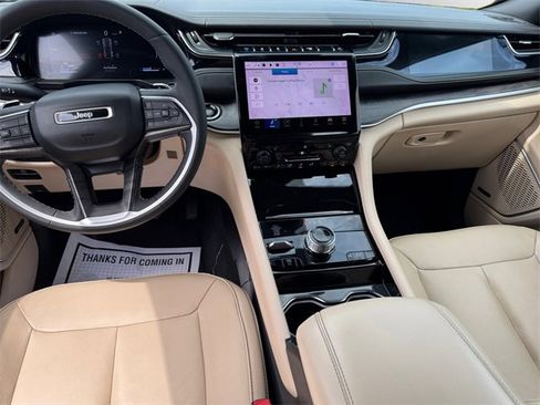 Certified 2022 Jeep Grand Cherokee Limited 4xe image 11