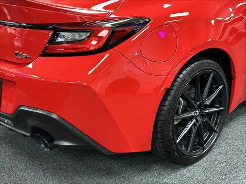 Certified 2025 Toyota GR86 Premium image 13