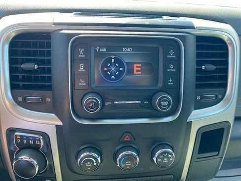 Used 2019 RAM 1500 Classic SLT AWD/4WD image 25