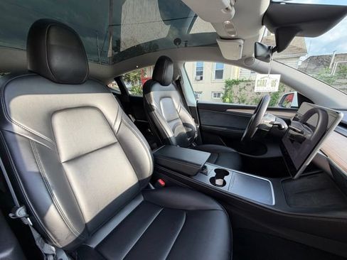 Used 2024 Tesla Model Y Performance AWD/4WD image 25