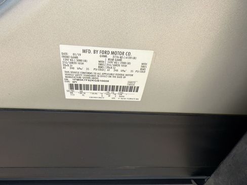Used 2019 Ford Explorer Limited w/ Class III Trailer Tow Package FWD image 26