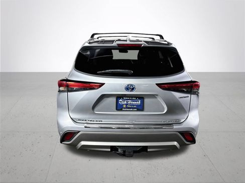 Used 2021 Toyota Highlander Platinum AWD/4WD image 7