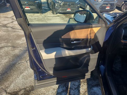 Used 2024 Toyota Grand Highlander Limited image 15