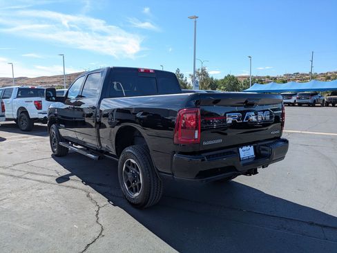 Used 2025 RAM 2500 Laramie AWD/4WD image 5