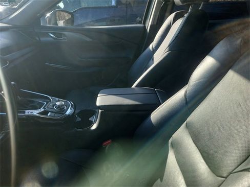 Used 2018 MAZDA CX-9 Touring image 10