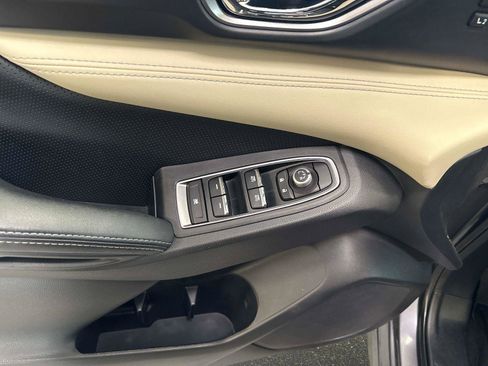 Used 2020 Subaru Ascent Limited image 19