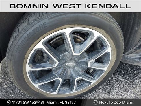 Used 2023 Chevrolet Tahoe RST w/ Luxury Package image 9