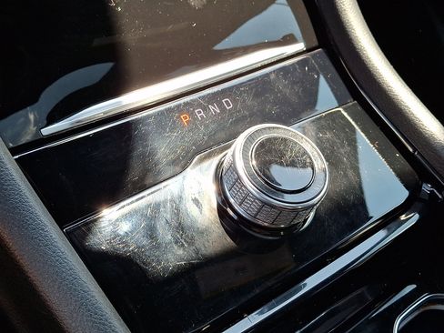 Used 2023 Jeep Grand Cherokee Altitude AWD/4WD image 16
