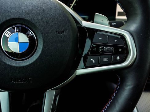 Used 2025 BMW M440i Coupe w/ Premium Package image 29