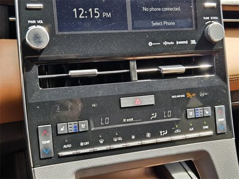 Used 2019 Toyota Avalon Limited w/ Advanced Safety Package image 22