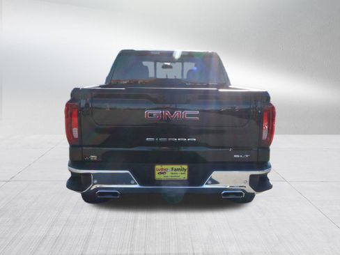 New 2026 GMC Sierra 1500 SLT image 6