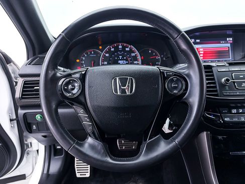 Used 2017 Honda Accord Sport image 22