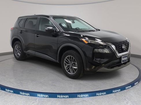 Used 2023 Nissan Rogue S AWD/4WD image 4