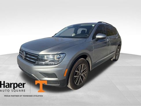 Used 2021 Volkswagen Tiguan SE w/ Panoramic Sunroof Package image 1