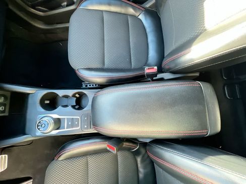 Used 2024 Ford Escape ST-Line AWD/4WD image 21