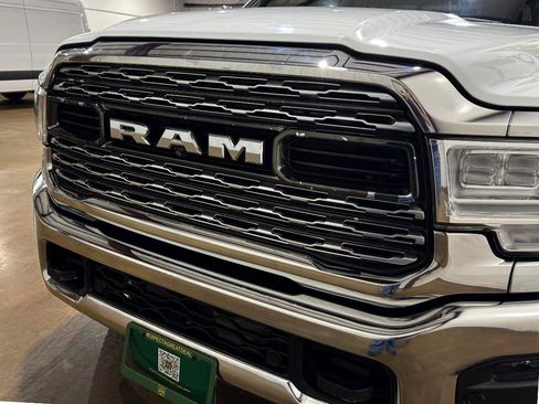 Used 2022 RAM 2500 Limited AWD/4WD image 77