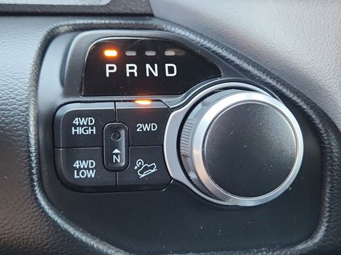 Used 2019 RAM 2500 Big Horn AWD/4WD image 24