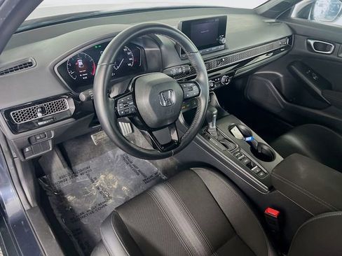 Used 2025 Honda Civic Sport image 11
