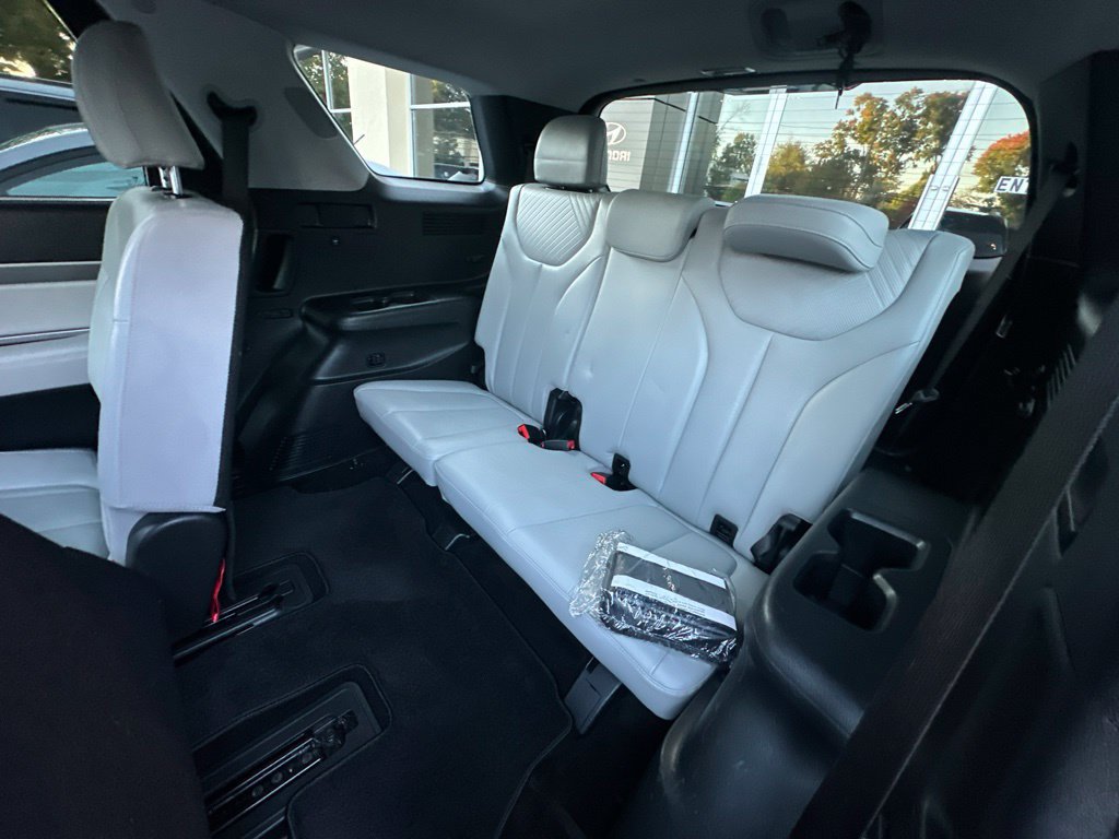 Used 2023 Hyundai Palisade SEL AWD/4WD image 30