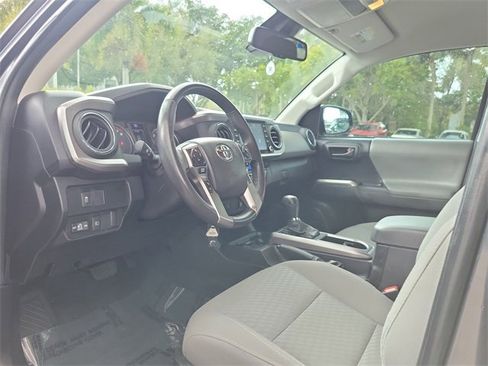 Used 2022 Toyota Tacoma SR5 image 9