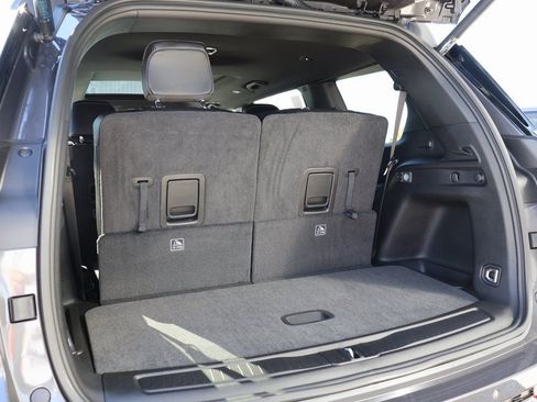 New 2025 Jeep Grand Cherokee L Limited w/ Trailer Tow Package image 16