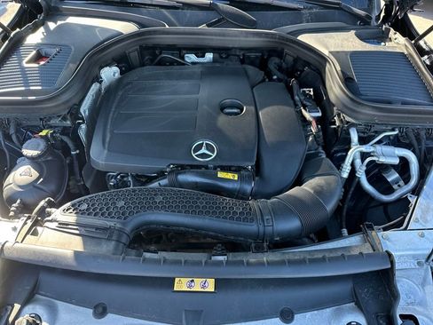 Used 2022 Mercedes-Benz GLC 300 4MATIC image 38