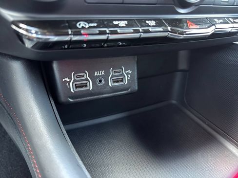 Used 2025 Dodge Durango GT w/ Blacktop Package RWD image 27