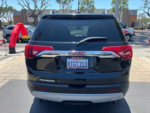 Used 2017 GMC Acadia SLT FWD image 7
