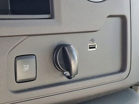 Used 2024 Ford E-450 and Econoline 450 Super Duty w/ Driver's Safety Package image 21