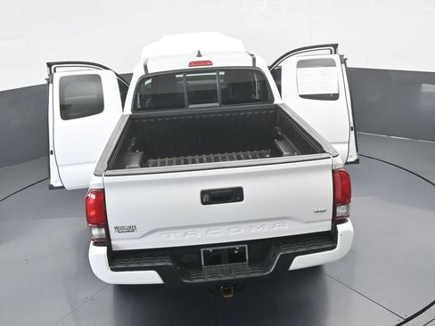 Used 2022 Toyota Tacoma SR image 62