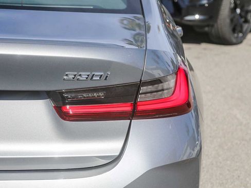 Certified 2023 BMW 330i 330i w/ Driving Assistance Package image 7