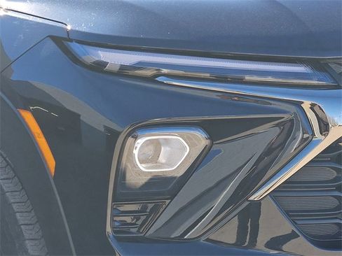 Used 2024 Chevrolet TrailBlazer ACTIV w/ Driver Confidence Package image 8