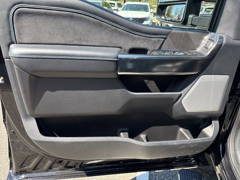 Used 2025 Ford F350 Platinum image 25