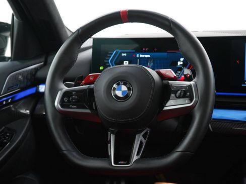 Used 2026 BMW M5 AWD/4WD image 17
