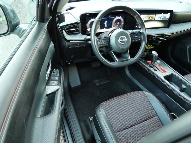 Certified 2025 Nissan Kicks SR AWD/4WD image 11