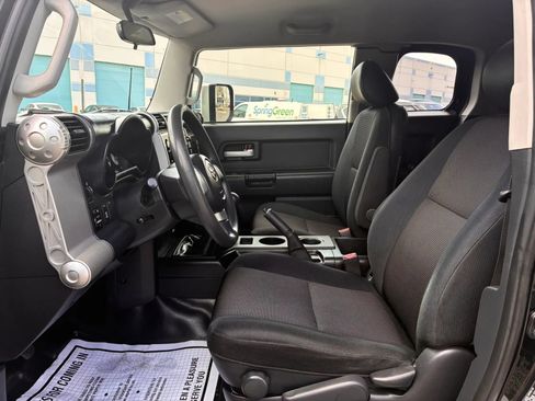 Used 2007 Toyota FJ Cruiser 4WD image 14