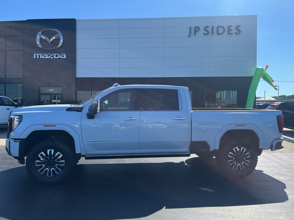 Used 2026 GMC Sierra 2500 Denali Ultimate AWD/4WD image 2