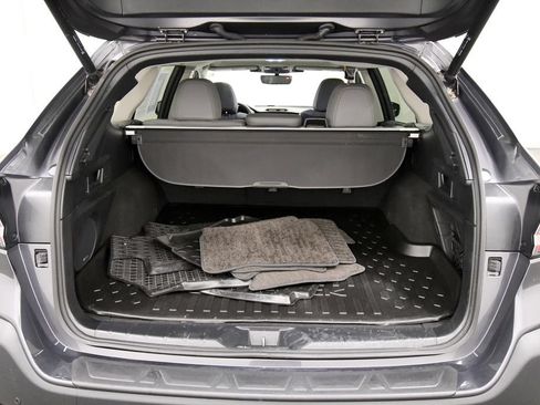 Used 2024 Subaru Outback Limited AWD/4WD image 7