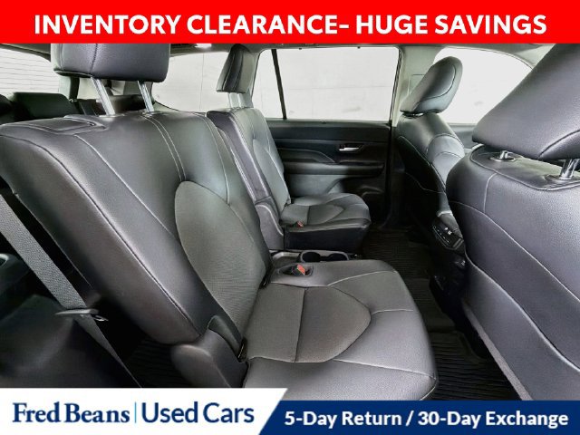 Used 2024 Toyota Grand Highlander AWD image 35