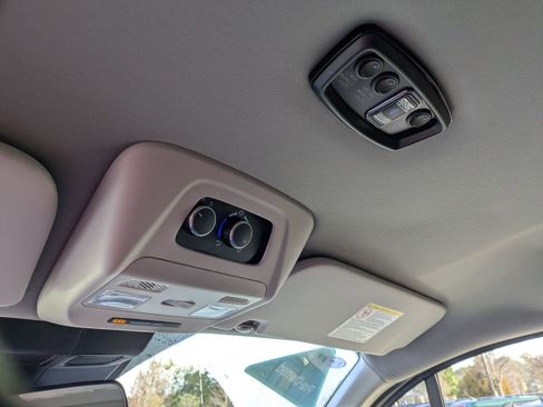 Used 2025 Ford Transit 150 Low Roof AWD image 27