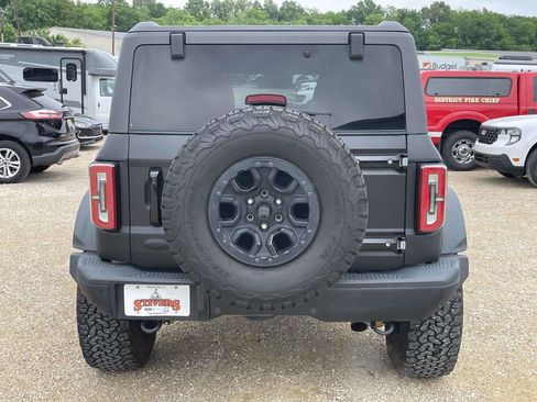 Certified 2021 Ford Bronco First Edition AWD/4WD image 4