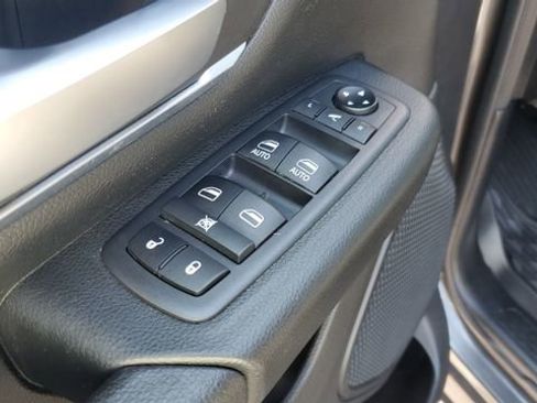 Certified 2019 RAM 1500 Big Horn image 9